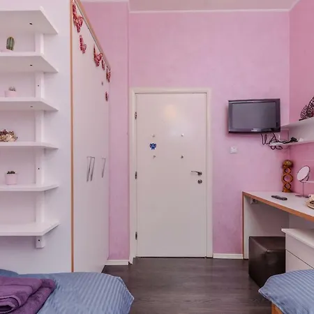 Champs-élysées | 2-bdr, 2-bthr Tsar Simeon Appartement *